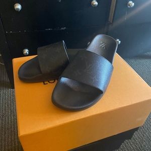 LV slides